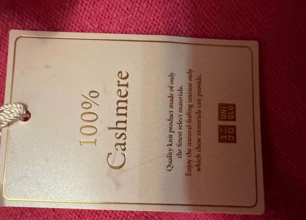 Uniqlo pulover casmir 100% nou M/L