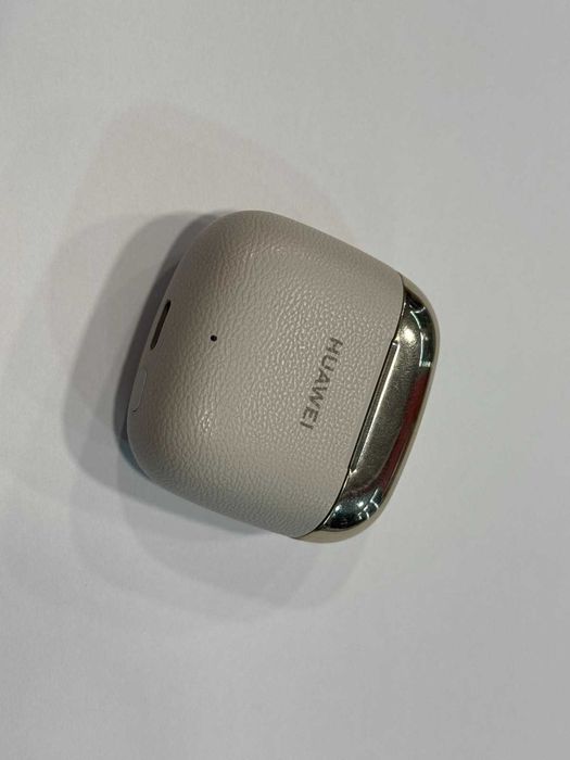 True Wireless слушалки Huawei FreeBuds SE 3