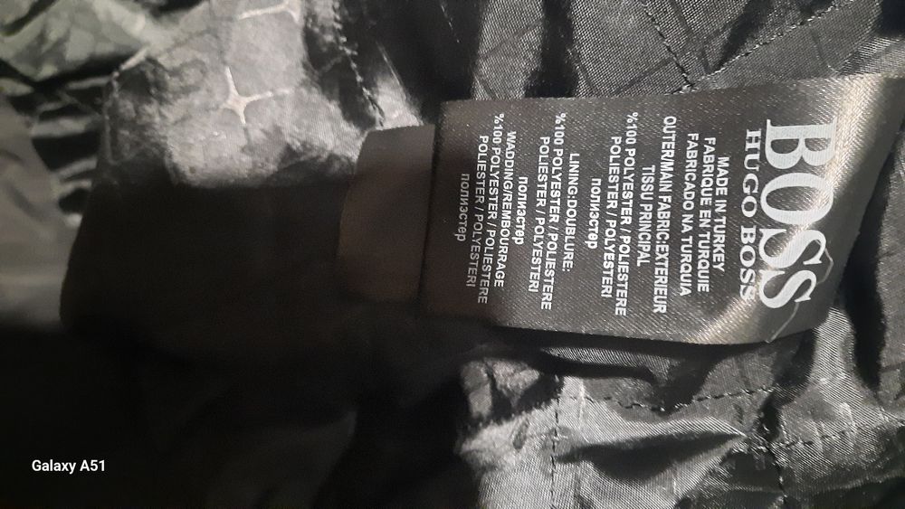 Куртка= бомбер Hugo Boss