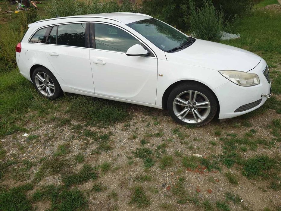 Opel Insignia.  Motor defect!!