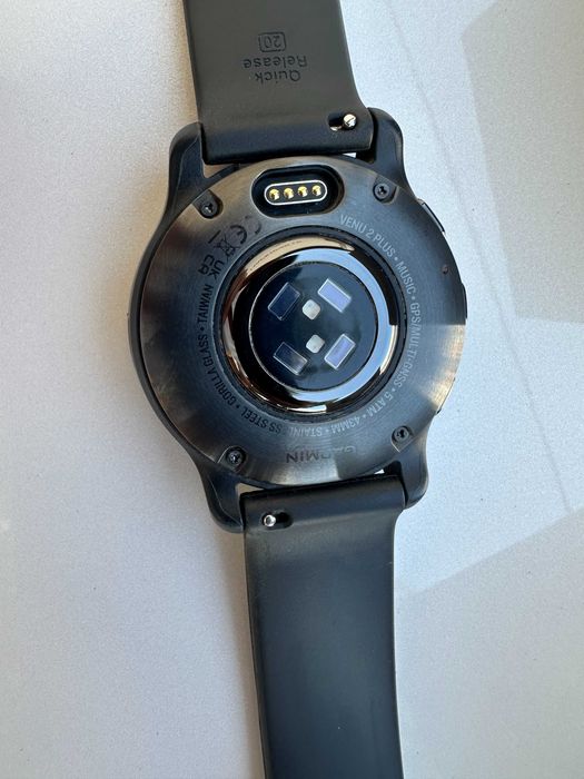 Часовник Garmin Venu 2 plus