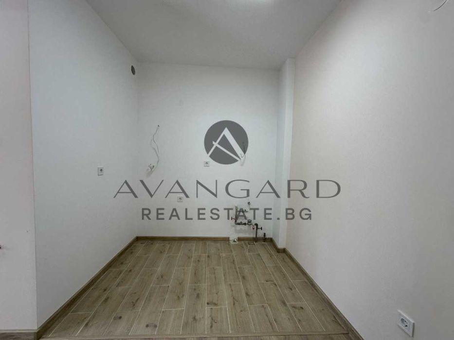 оф.23791 Търговско помещение/ Кършияка