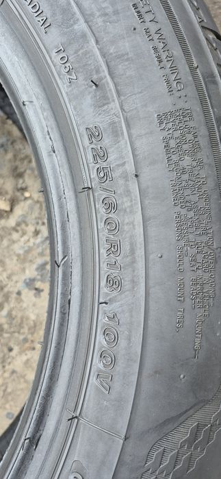 4 anvelope vara ca noi Bridgestone 225/60/18.Pretul este pe bucata.