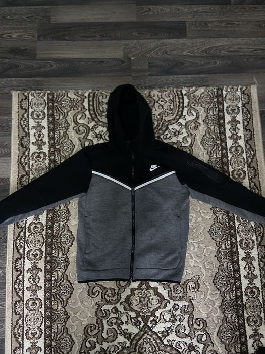 Nike tech fleece (верх)