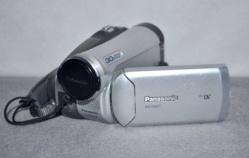 camera cu casete minidv panasonic