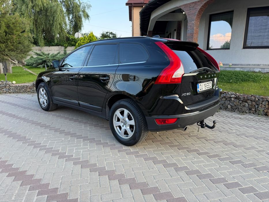 Volvo Xc 60 / an 2012 / euro 5 / 4x4 /