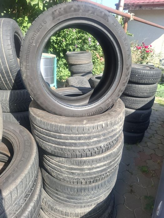 Cauciucuri vară 235/45/17 ca și noii