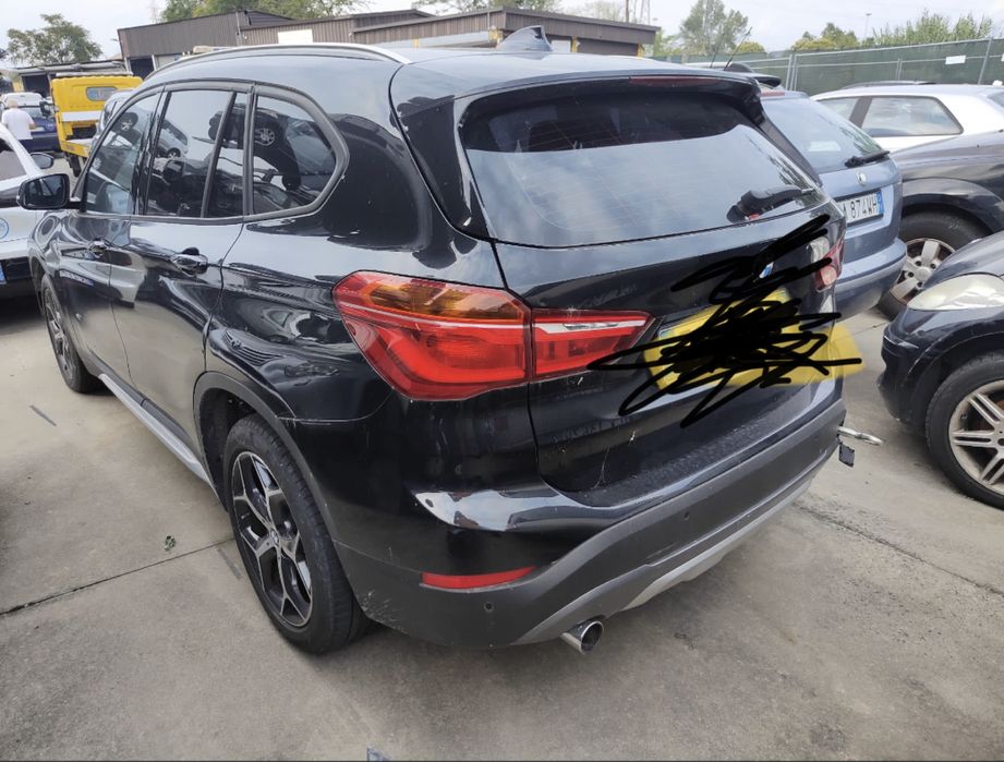 Dezmembrez BMW X1