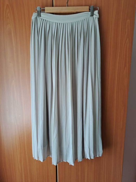 Vand fuste  sacouri si sandale dama