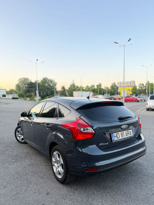 FORD Focus 2012 — imagine 4