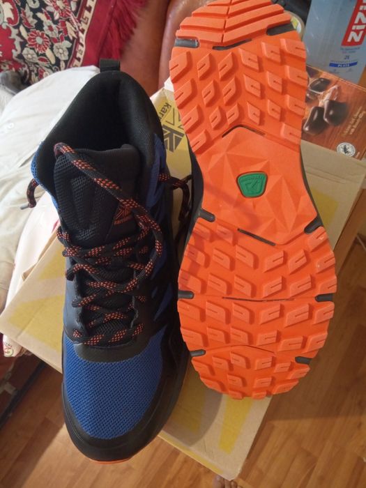 Ghete Karrimor Caracal impermeabile mărimea 41/45 noi,cu eticheta