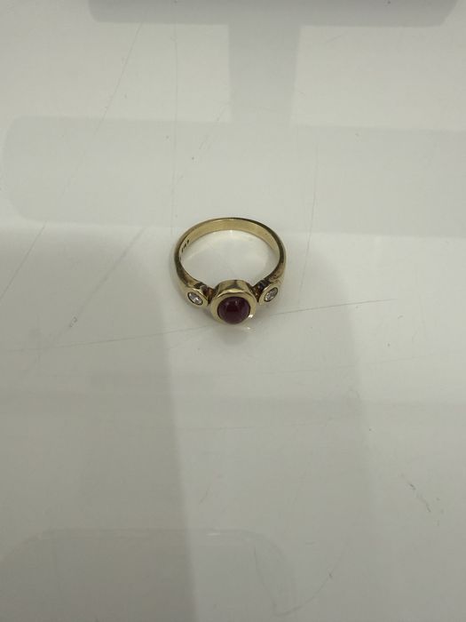 Inel cu diamante si rubine aur 14k