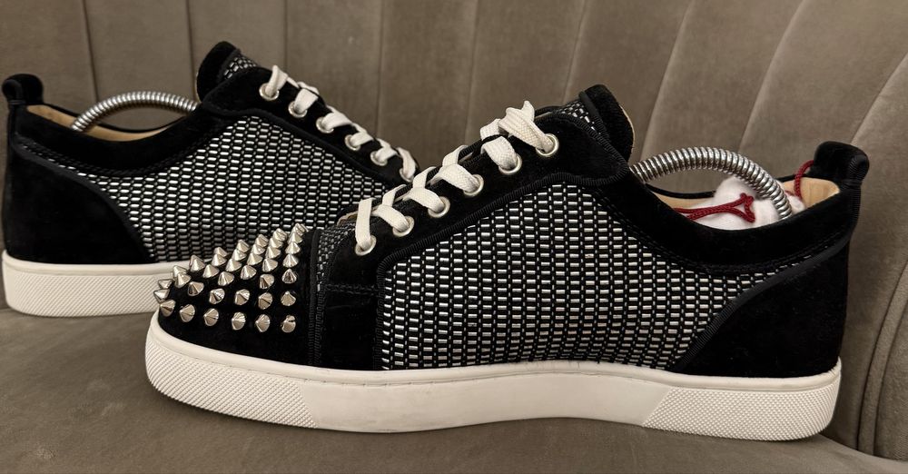 Cristian Louboutin Autentic 40