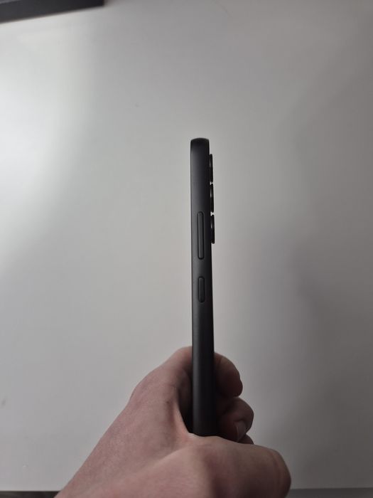 Galaxy A34 5G 128GB + 256GB SD card, utilizat in condiție foarte bună.