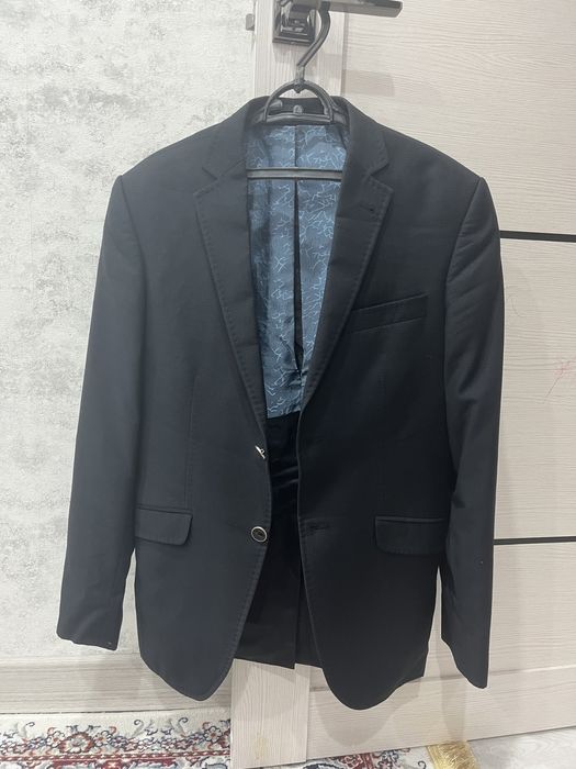 Классический костюм