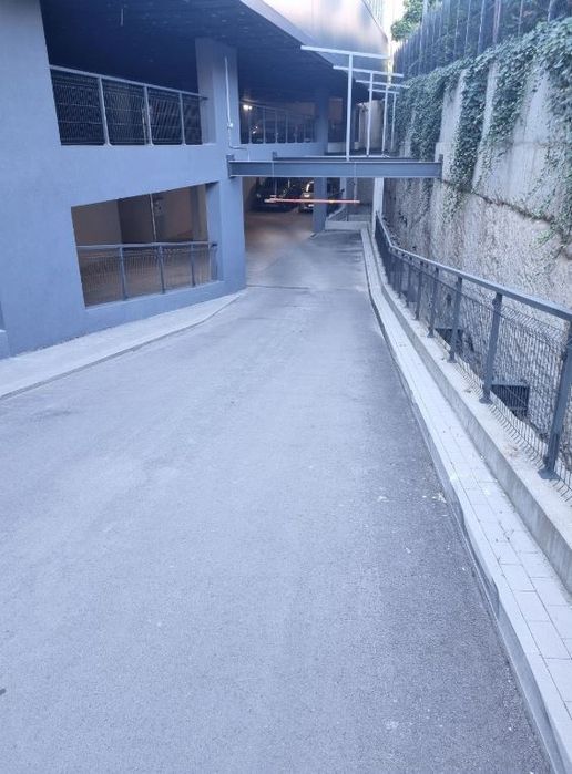 Офис клас А с довършване по твой проект – 390+ кв.м, басейн, фитнес,