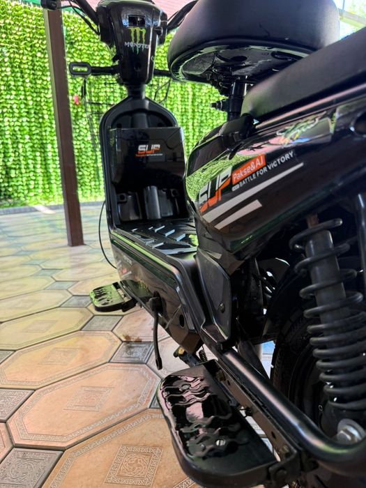 Электроскутер  SUP