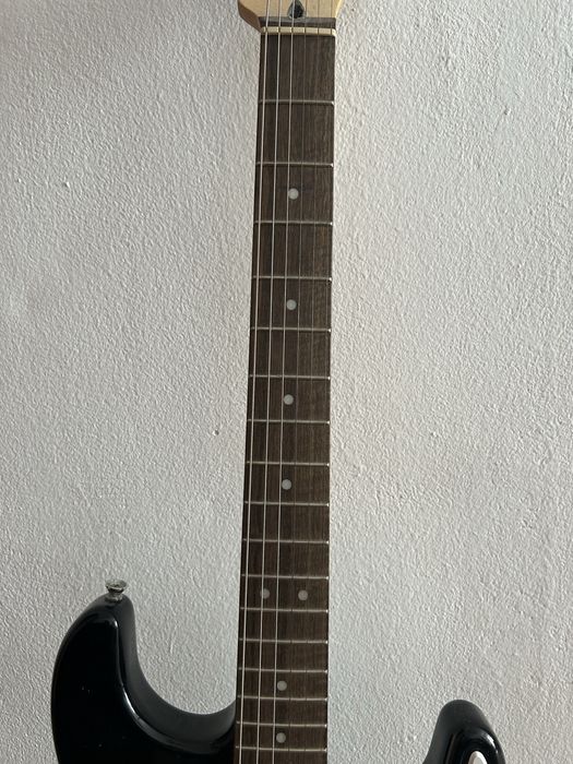 Chitara  Electrica Squier + Amplificator 10G