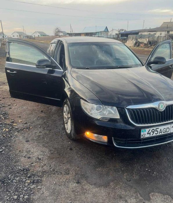 Шкода     суперб