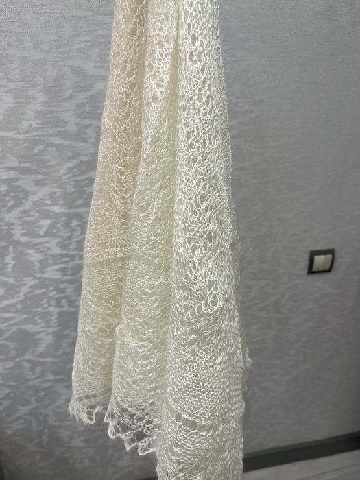 Продам шаль , платок