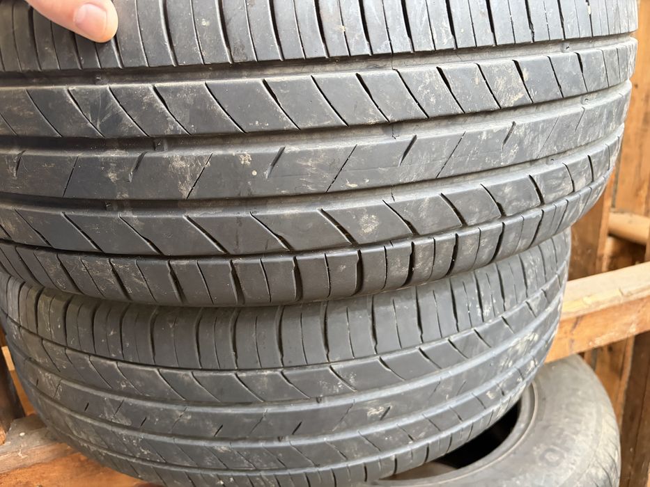 215 65 17 Anvelope Kumho dot 22/23