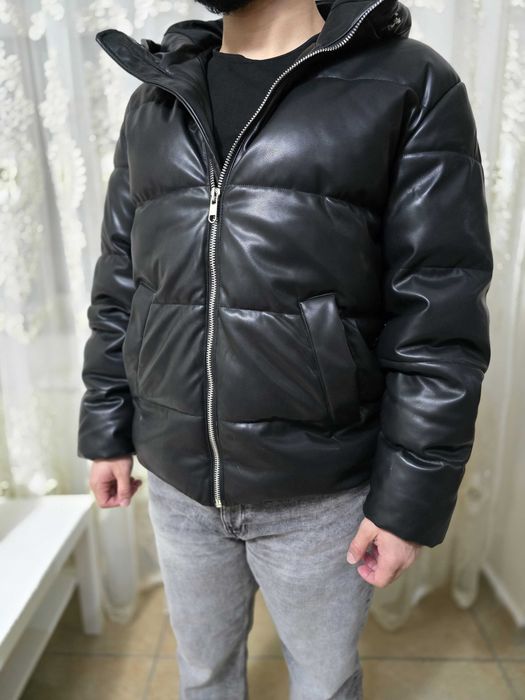 Reserved geacă pufoasă puffer din piele negru