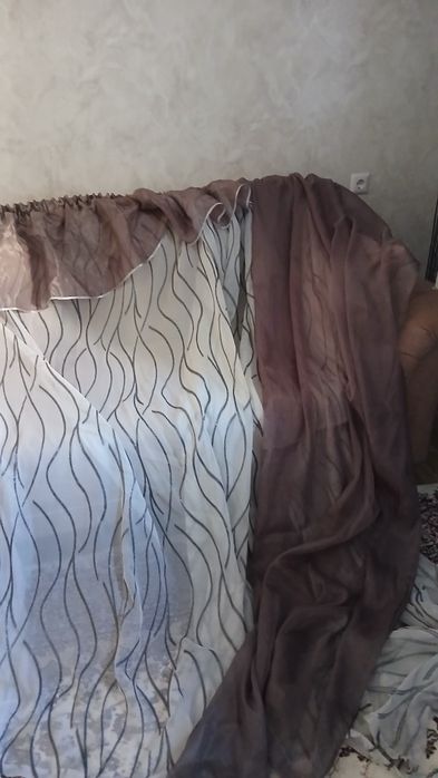 Штора-тюль в отличном состоянии