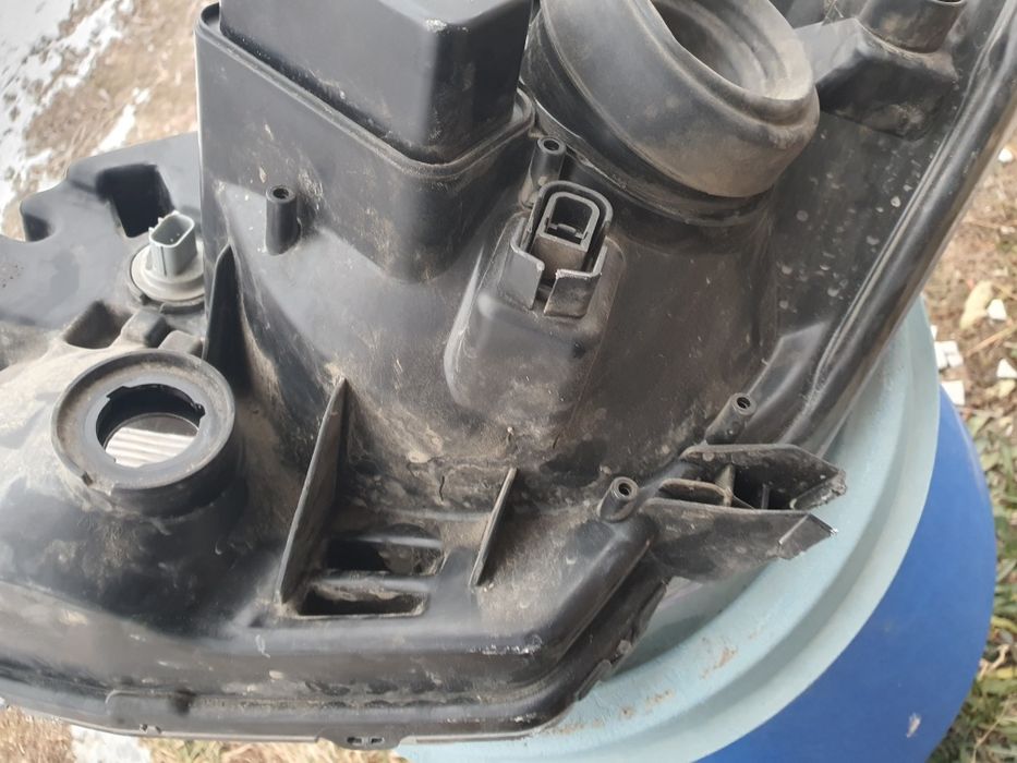 Фара правая Chevrolet Cobalt