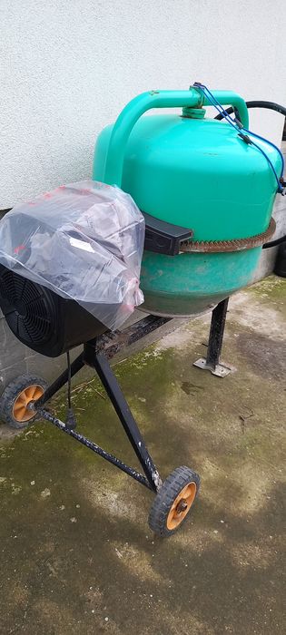 Inchiriez betoniera 180 L Tuzla