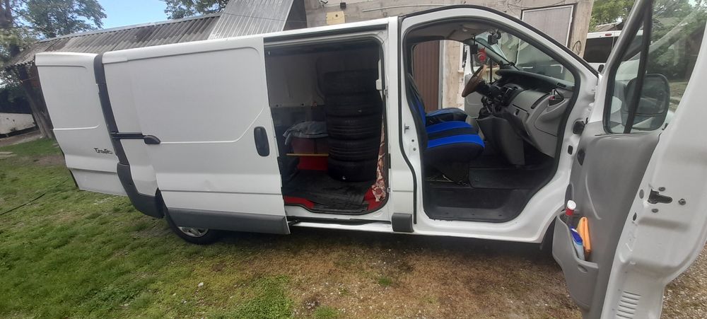 RENAULT Trafic 2003 — imagine 5