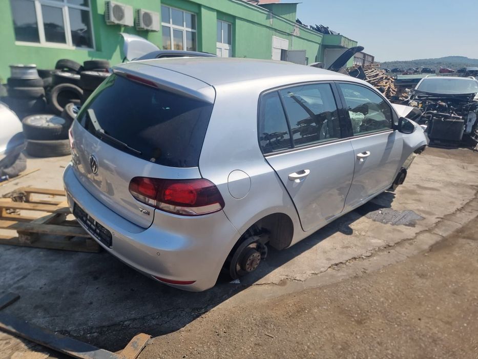 Broasca dreapta fata 5k2837016b Volkswagen VW Golf 6 [2008 - 2015] 1.