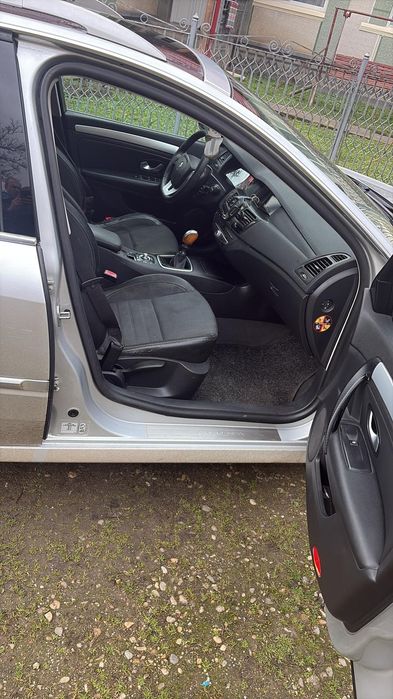 Vând Renault laguna 3