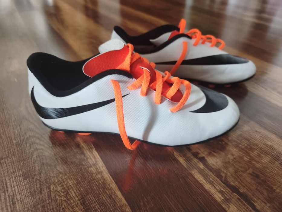 Ghete fotbal Nike, M 37,5
