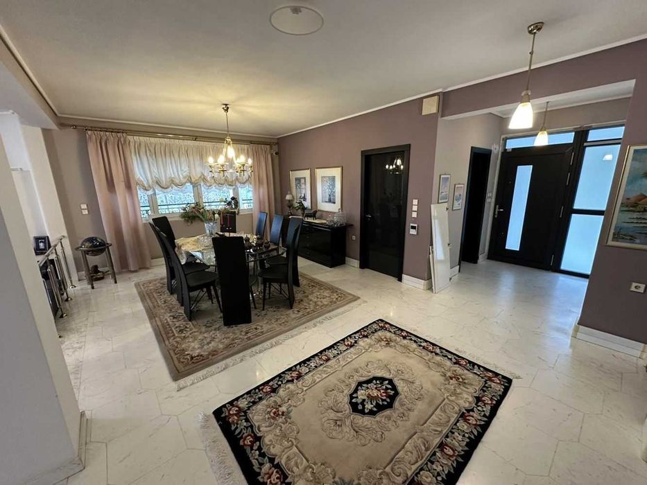 Продава се Къща в Пловдив, Кършияка - 600 кв.м за 1105 €/кв.м - Снимка #2