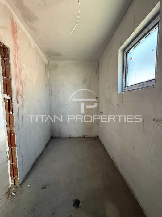 Продава се Тристаен апартамент в Пловдив, Остромила - 110 кв.м за 770 €/кв.м - Снимка #3