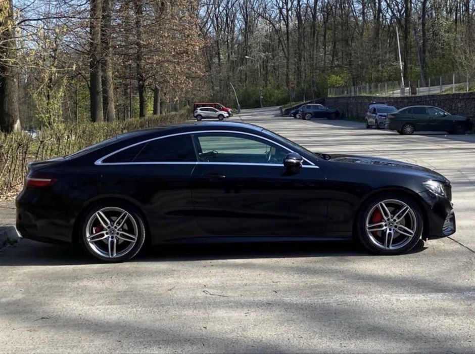 Mercedes e220d coupe AMG