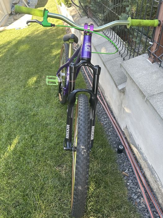 Bicicleta dirt jumper custom