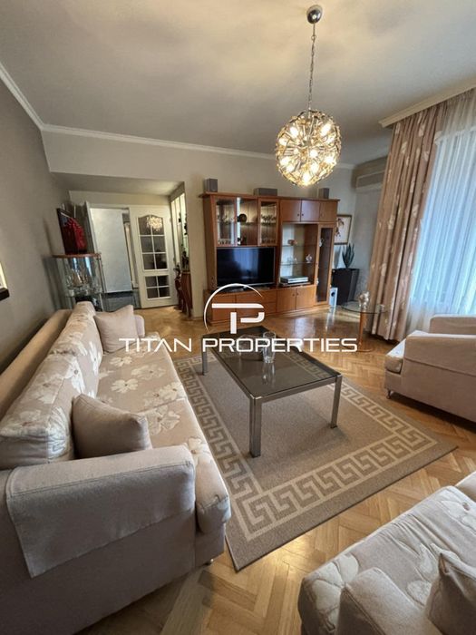 Продава се Четиристаен апартамент в Бургас, Център - 120 кв.м за 2667 €/кв.м - Снимка #3