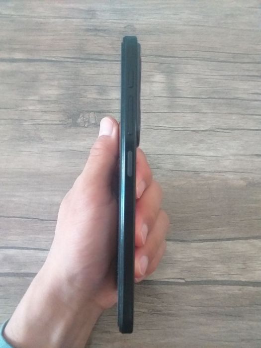 Itel p65 4G+ qizil rangli