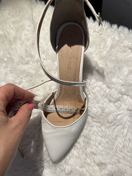 Pantofi stiletto piele naturala alba marimea 37 Anna Field