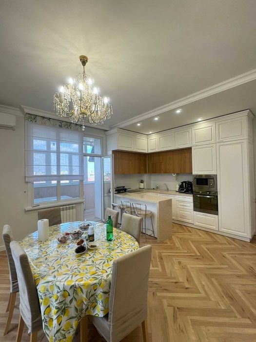 Продажа 4-комнатной квартиры