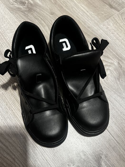 Pantofi de munca cu bombeu