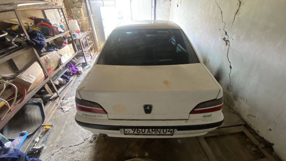 Продам машину 406