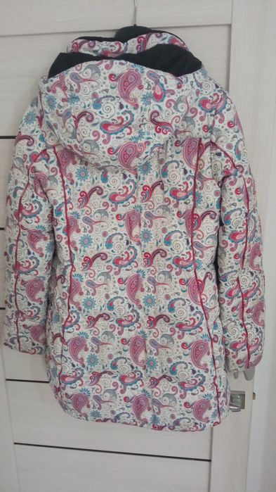 Куртка Nike xs продам