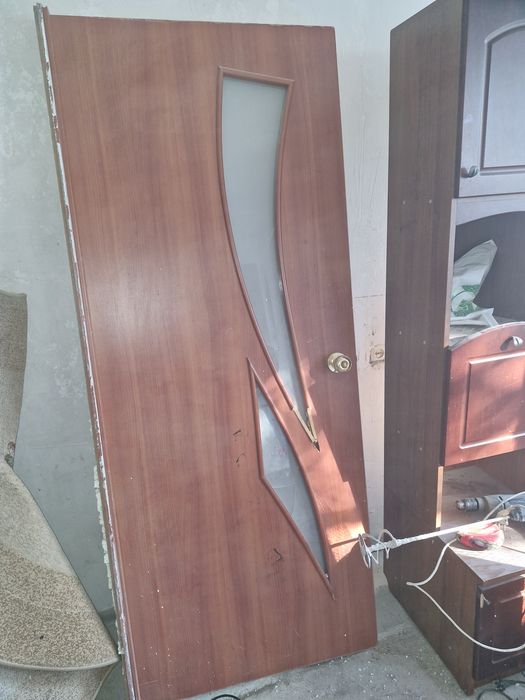 Срочно продам  дверь