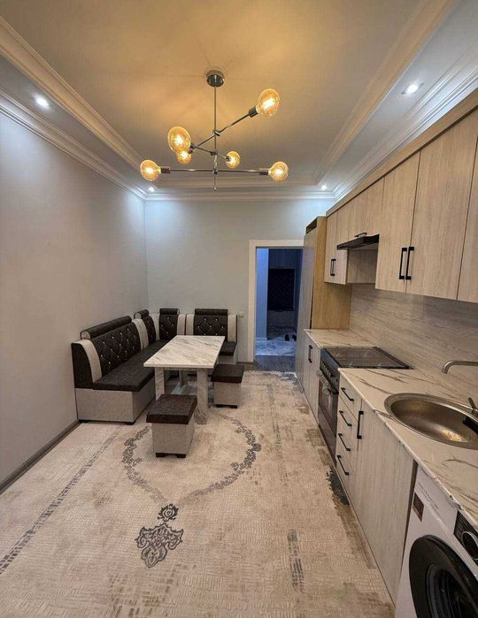 Сдаётся квартира в центре города Богшамол , срочно. В люкс состоянии