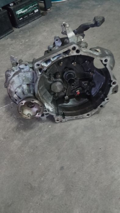 Ръчна скоростна кутия за Голф 5 1,9 ТДИ