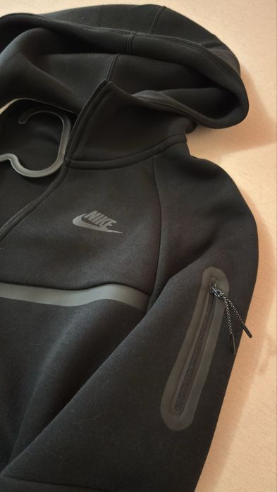 Nike Tech Fleece