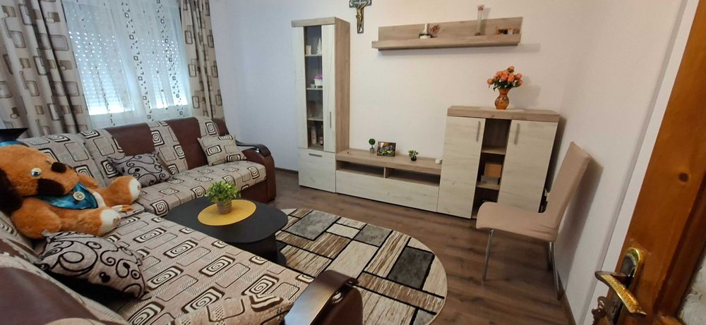 Vand Apartament 3 camere