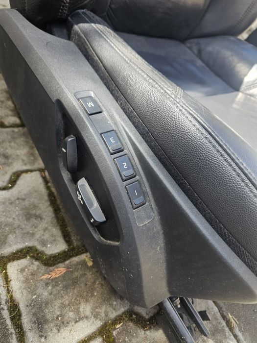 Кожен Ел. Салон Volvo S40